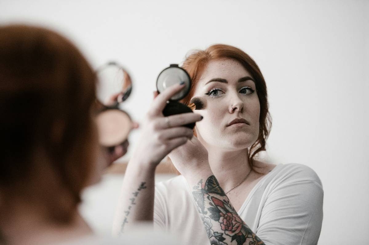 Stage Performance Makeup: The Ultimate Guide for Theater, Dance, and Live Acts