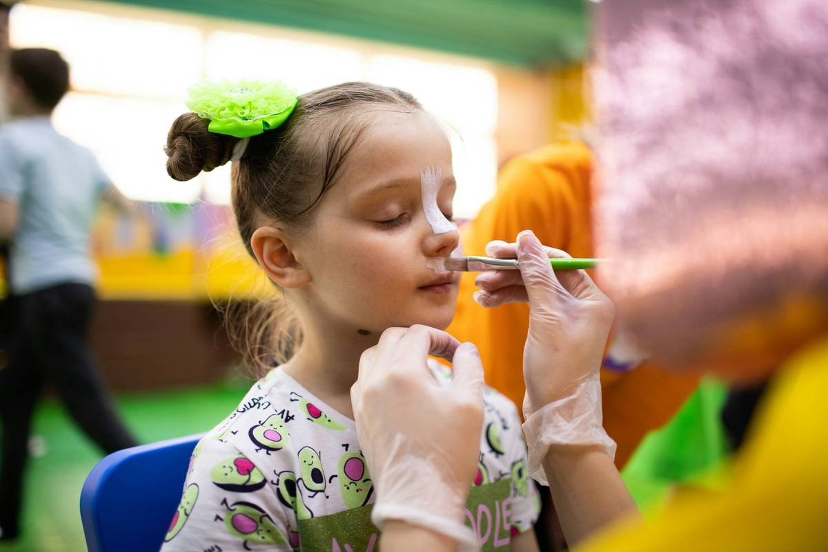 Party Makeup for Kids: Safe, Fun & Easy Costume Looks That Won’t Scare Mom