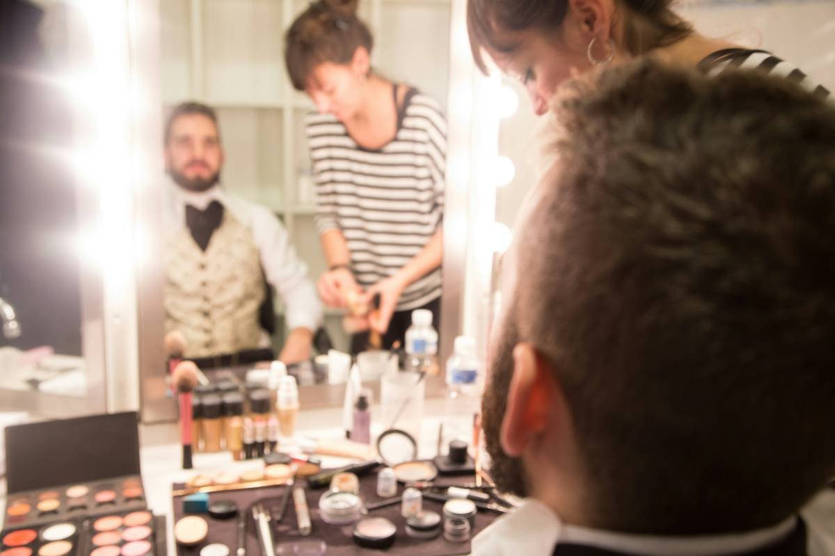 Special Effects Makeup for Film: The Ultimate Guide for Aspiring SFX Artists