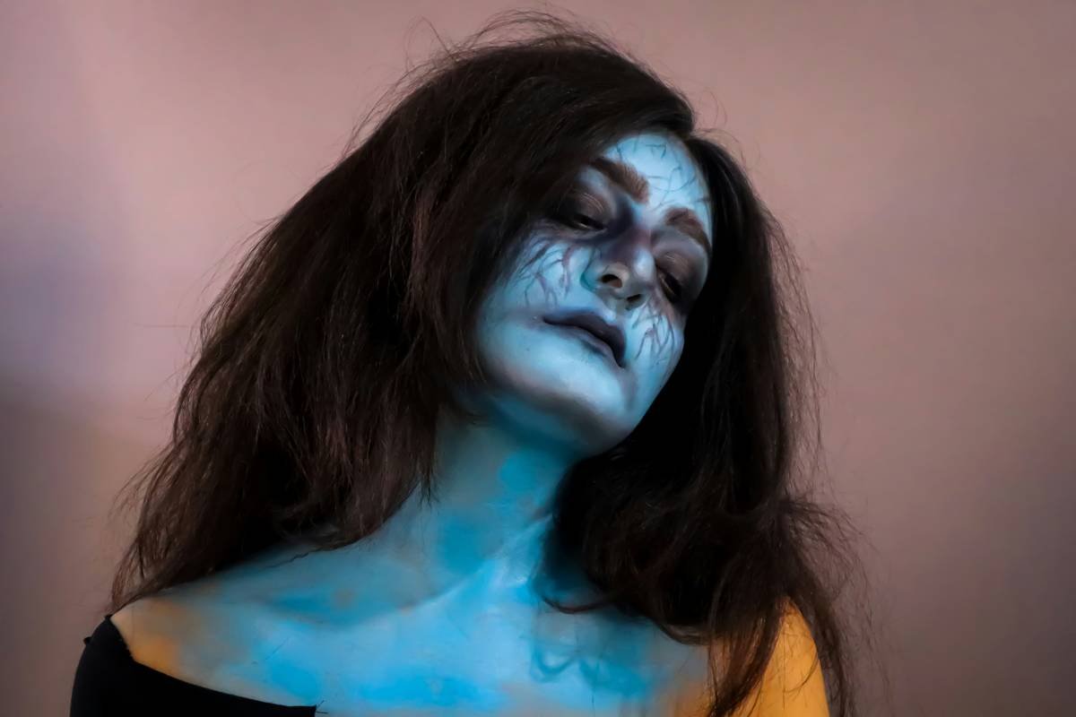 SFX Makeup for Beginners: Your No-BS Guide to Pro-Level Scarring, Latex, and Fake Blood (Without Ruining Your Skin)