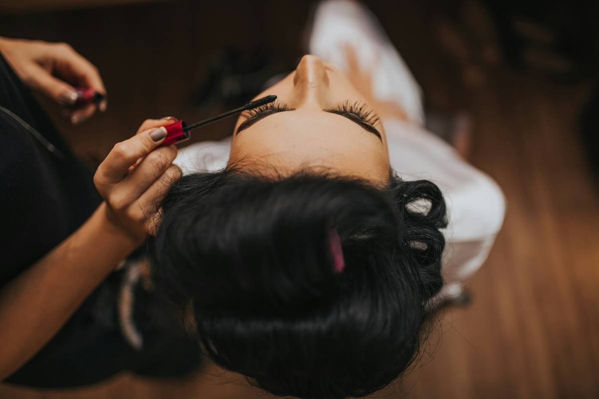 Special Effects Makeup for Pros: Beyond the Basics That Fail on Set